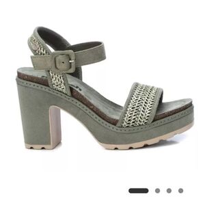 XTI/Refresh green suede sandals